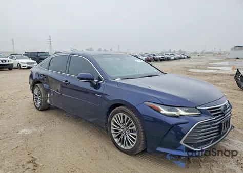 2021 Toyota Avalon Limited z USA, uszkodzony, nr VIN 4T1DA1AB1MU010261